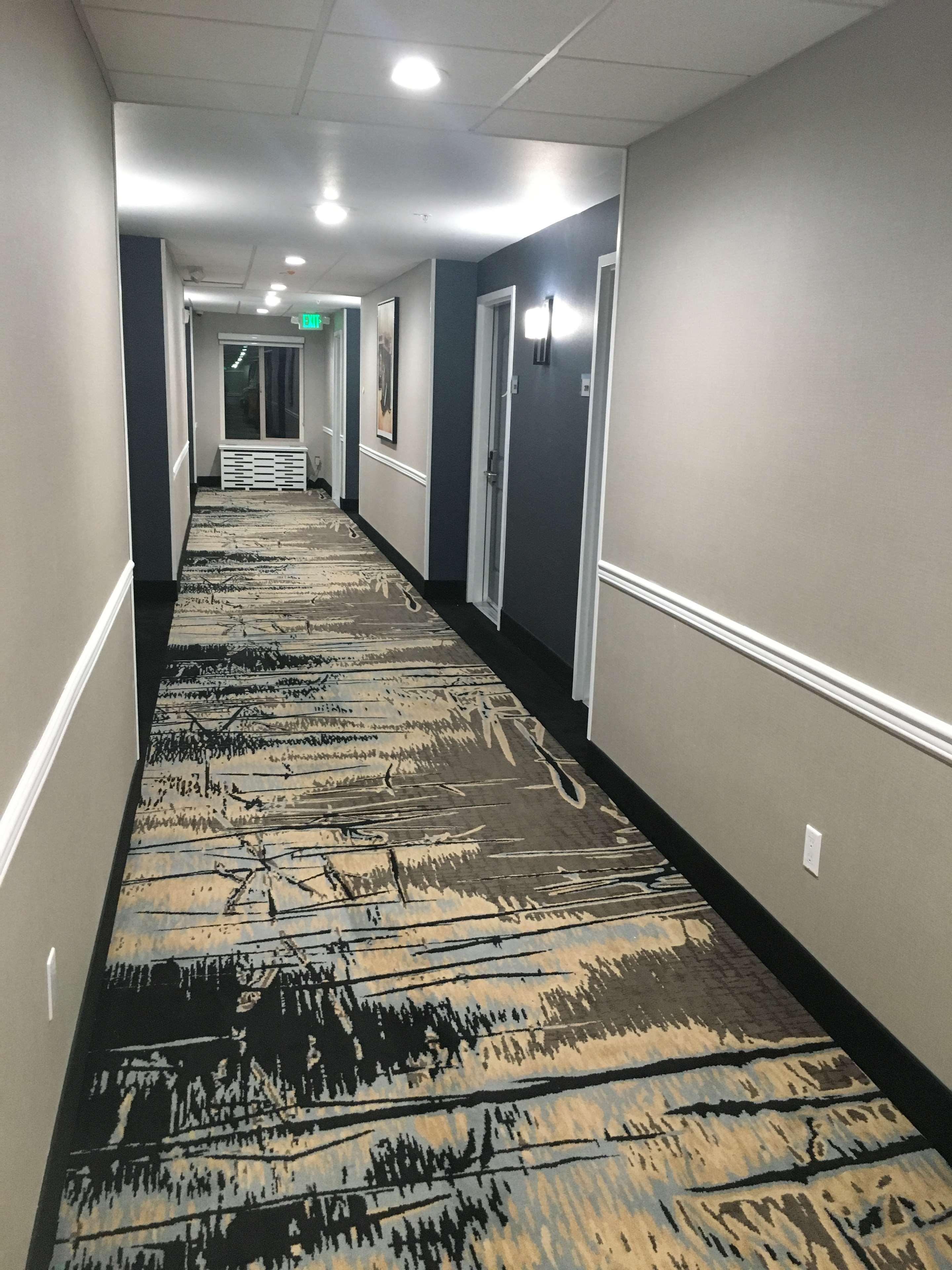 Best Western Plus New Barstow Inn & Suites Exterior photo