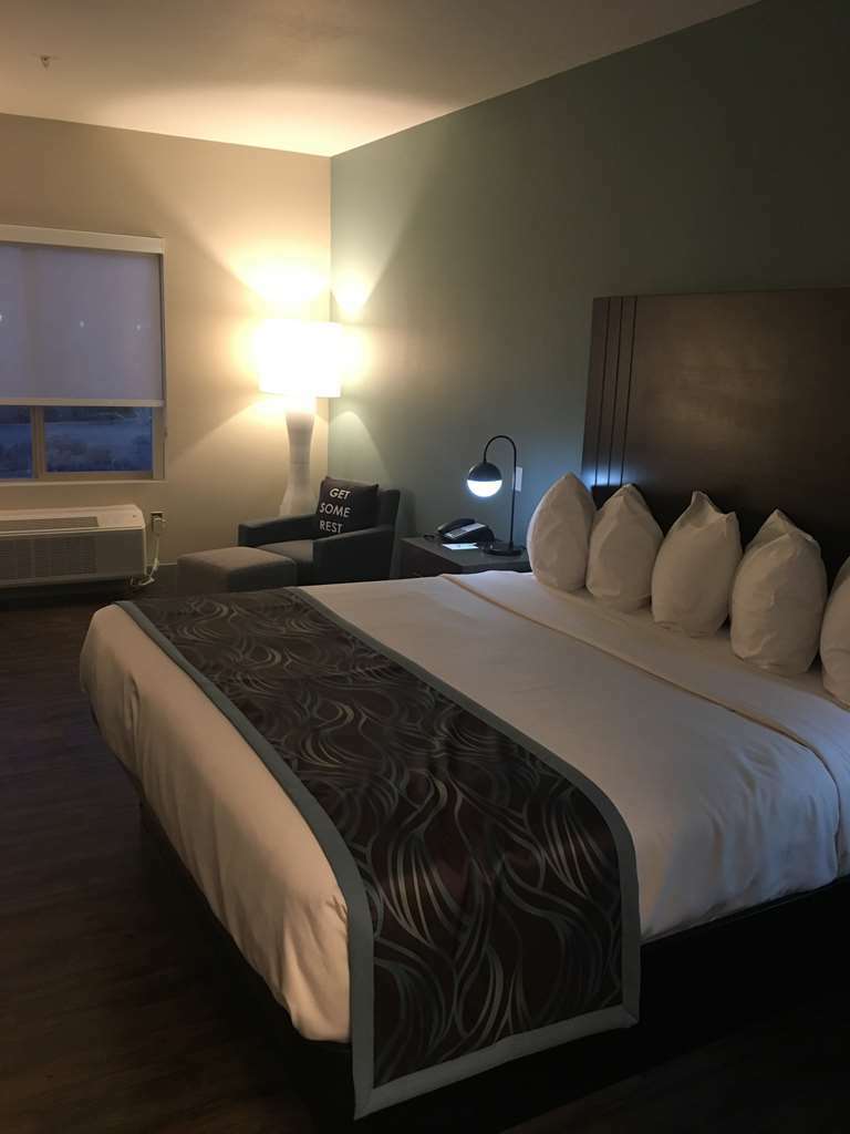 Best Western Plus New Barstow Inn & Suites Room photo