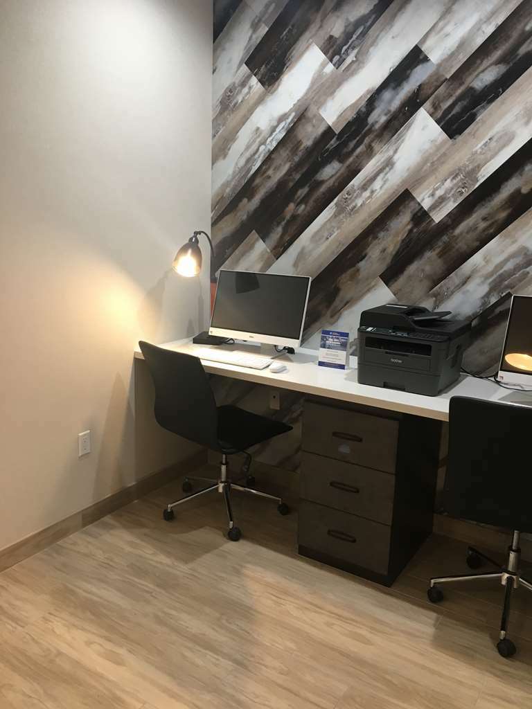 Best Western Plus New Barstow Inn & Suites Facilities photo