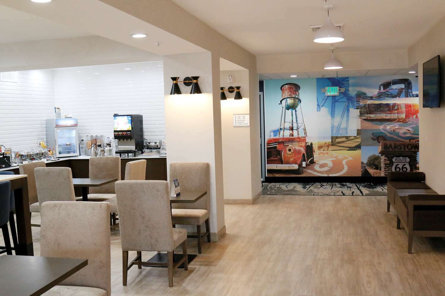Best Western Plus New Barstow Inn & Suites Exterior photo